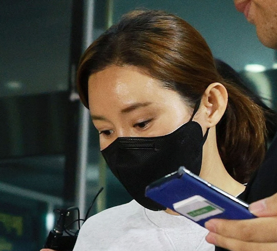 고개숙인 남현희.<연합뉴스 자료사진>